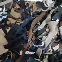 فروش خرده پارچه دم قیچی