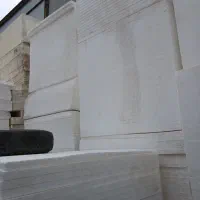 فوم و اکاستیو سقفی و برگی متالایز عایق صدا و گرما