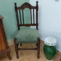 صندلی های انتیک قدیمی