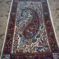 سلام قالی دست بافت طول دو مترو ده عرض یک وسی وشش