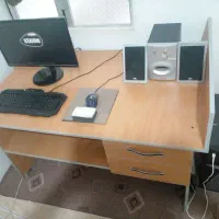 دو عدد میز کامپیوتر