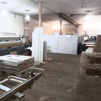 نیروی ساده در کارگاه خدمات برش ام دی اف