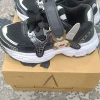 کفش بچگانه نو