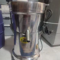آبمیوه گیری صنعتی