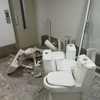 توالت فرنگی و روشویی