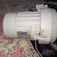 یک عدد دینام‌چرخ‌مارک Jake.JAKI250W