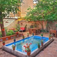 خانه ۶۰ متری ۲۴ آذر- اقبال