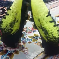 کفش فوتبالی چمن سایز 35و36 روانسر
