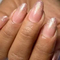 انجام خدمات ناخنکاری ، کفسابی پدیکور