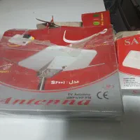 گیرنده و منبع تغذیه