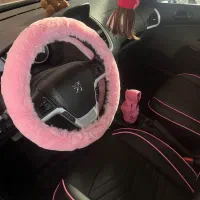 دور فرمون پشمالو صورتی