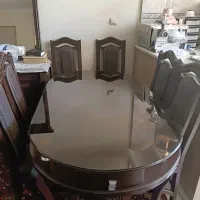 فروش مبل ۹ نفره ومیز ناهار خوری ۶ نفره بیضی