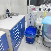 منشی مطب دندانپزشکی