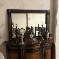 آیینه و کنسول