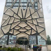 مهرشهر بلوار شهرداری ۱۰۰متر برج ط۱۰ خ۱۱۱ متری ۱۲۵