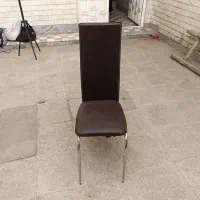 صندلی چرمی پایه فلزی