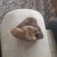 سنگ عسلی