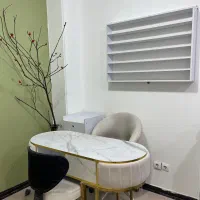 اجاره میز ناخن