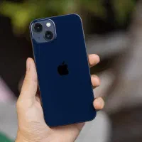 آیفون در حد آکبند