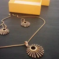 گردنبند نو