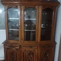 ویترین طرح قدیم فوق العاده محکم و تمیز