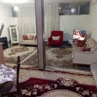 زیرزمین دربست
