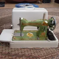 چرخ خیاطی قدیمی