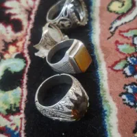 انگشتر نقره هفت رنگ  و شکسته