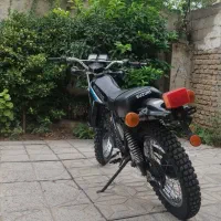 سوزوکی ۱۸۵