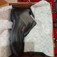 کفش ایمنی با قیمت استثنایی