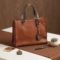 کیف سایز بزرگ چرم ۳۰۰