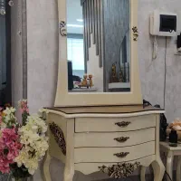 آینه و شمعدان چوبی