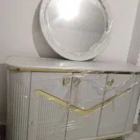 فروش اینه و کنسول نو نو نو