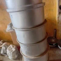 تعدادی ظروف تک تفلون و روحی بفروشم میرسد