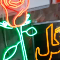 دوعدد تابلو برای مغازه گل فروشی