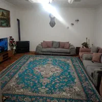 منزل اپارتمانی در دوطبقه و نیم  دربست