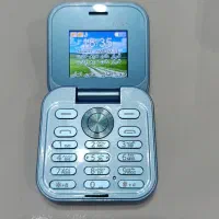 گوشی تاشو