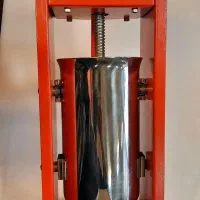 کباب زن محک