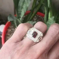 انگشتر یاقوت نقره کاملا دست‌ساز