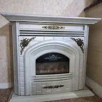 بخاری گازی با دودکش نقره‌ای