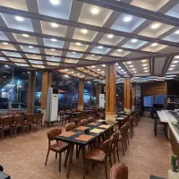 کافه رستوران و کافه قنادی corner kish