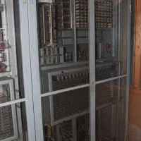 مراکز سانترال تلفن قدیمی  ( رله ایی الکترونیکی )