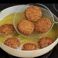 استخدام نیرو ساندویچی