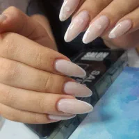 سالن زیبایی و تخصصی آراشین