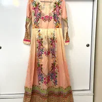 تعدادی پیراهن