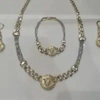 سرویس ورساچ