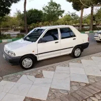 راننده پایه سوم ماشین دارم
