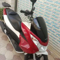 فروش pcx اصلی(۱۲۵)سی سی کم کار بدون رنگ