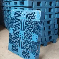 پالت آبی رنگ پلاستیکی