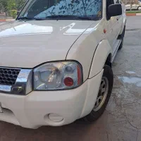 نیسان پیکاپ دو کابین ۹۲